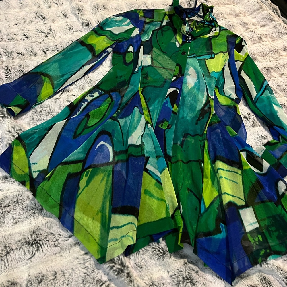 Blue/green geometric sheer tunic